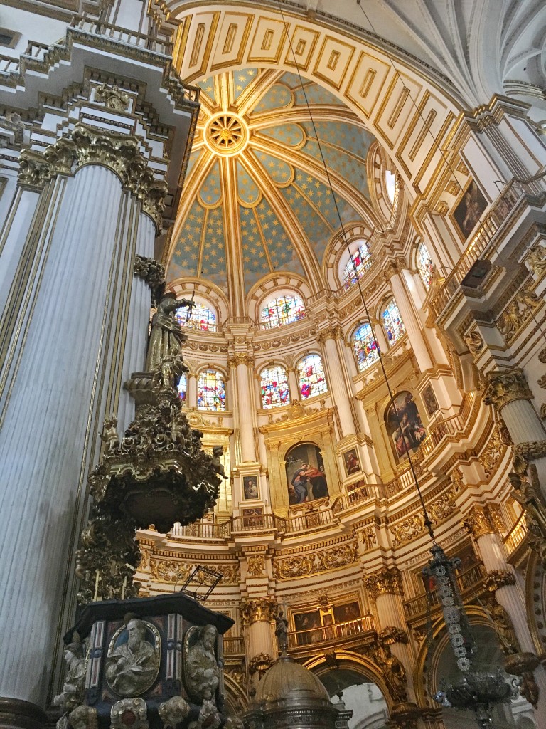 cathedralinside2